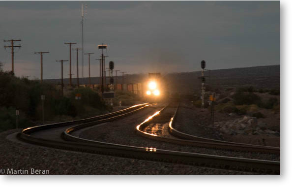 eastbound bnsf TOF at sawmill canyon near Kingman AZ